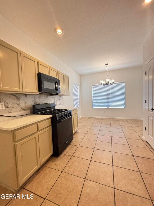Building Photo - 14749 Sand Gate Dr