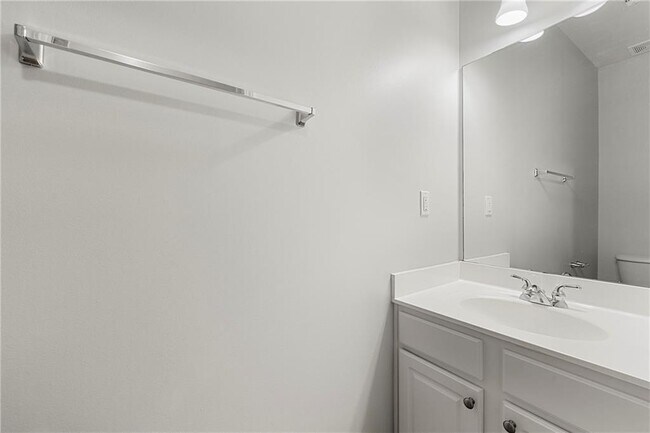 Building Photo - 2798 Loftview Square