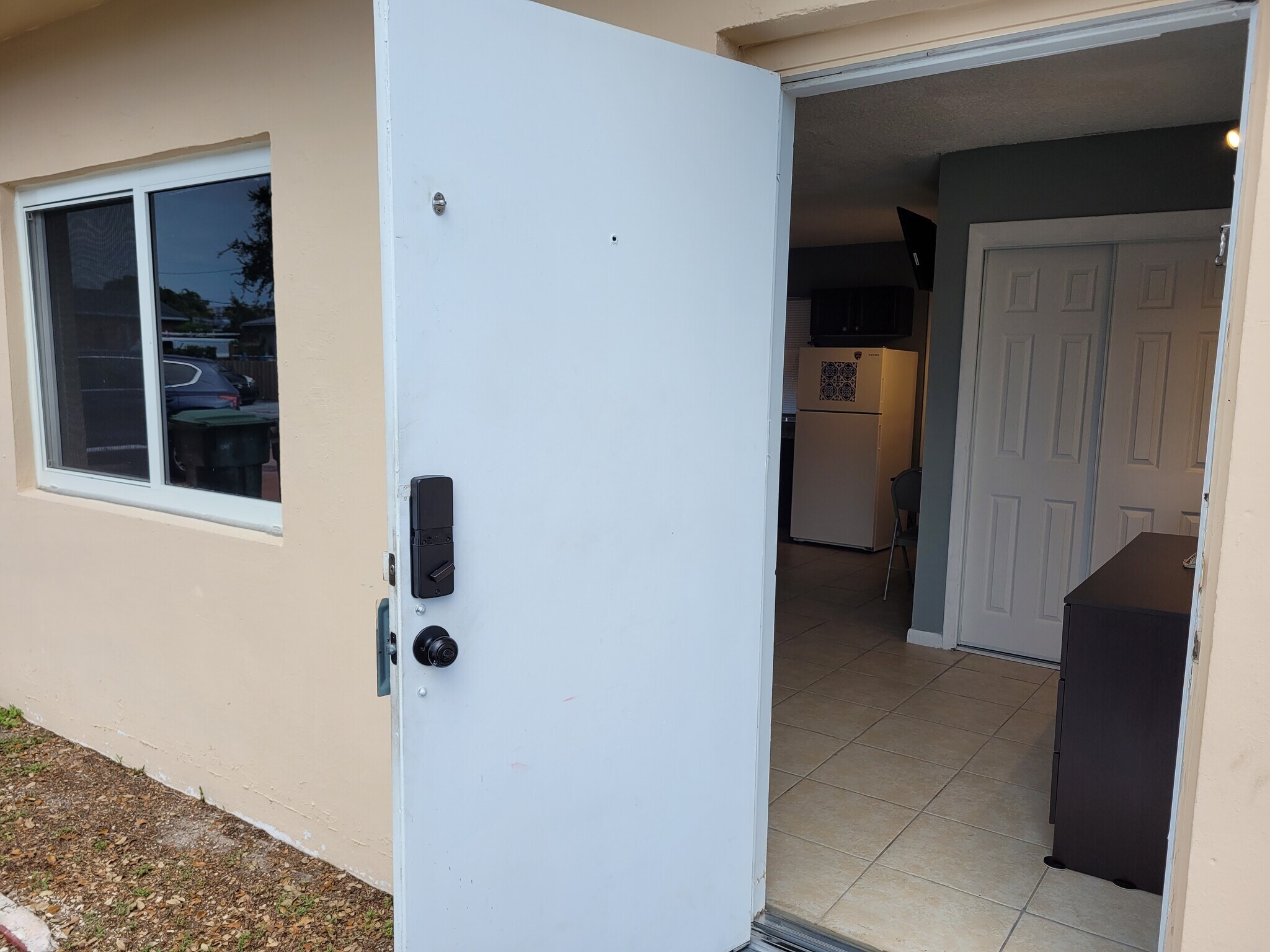 Building Photo - 129 SE 2nd Ter