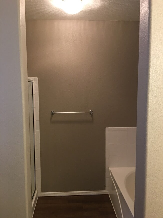 Building Photo - 2001 Quartz Cliff St