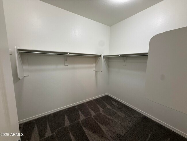 Building Photo - 9811 E Palladium Dr