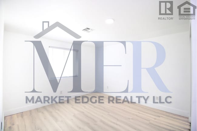 Building Photo - 4Bed/2Bath Home at Indian School/15th Ave! $399 MOVE-IN SPECIAL! Move-In Ready on 12/11/2025!