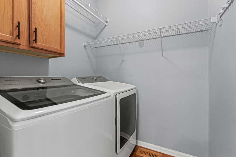 Building Photo - 259 Grand Ridge Rd