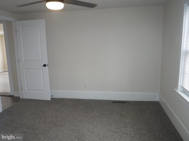 Building Photo - 10051 Dupont Blvd