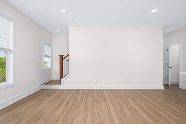 Building Photo - 1431 Spring Pointe Ln