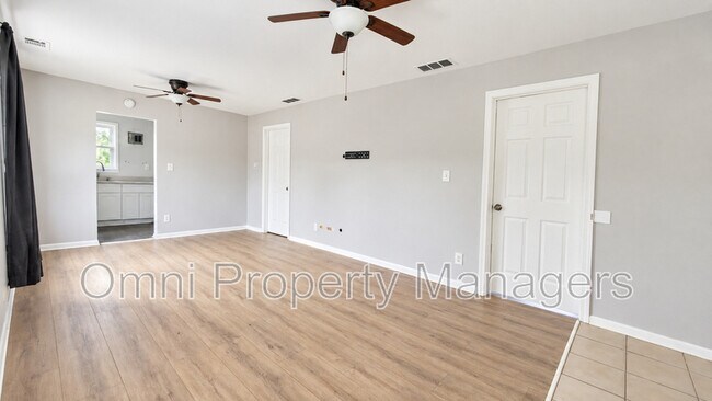 Building Photo - 8037 Chalmers Ave