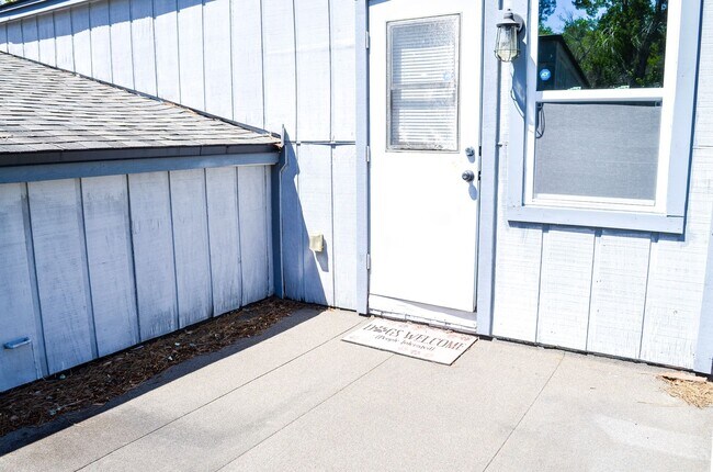 Building Photo - C4105 Ironwood