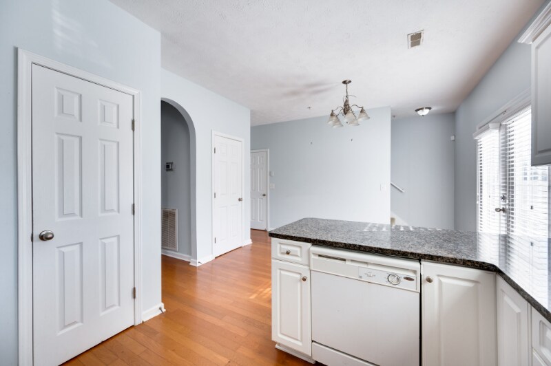 Building Photo - 756 Spence Enclave Ln