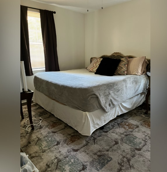 Primary Photo - 529 S Azalea Rd