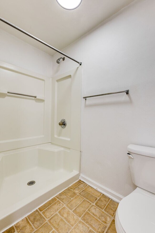 Building Photo - 1 St Martin St