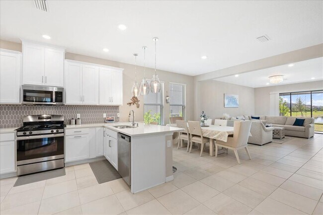 Building Photo - 6326 Grandview Hill Ct