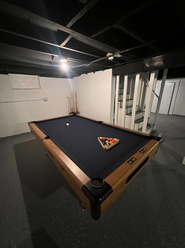 Building Photo - 2325 S 11th Ave