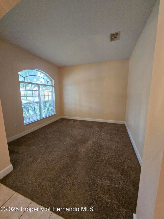 Building Photo - 5524 Brackenwood Dr