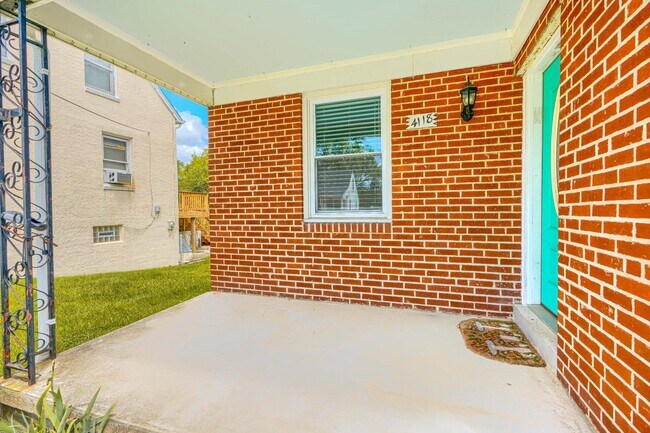 Building Photo - 4118 Slater Ave