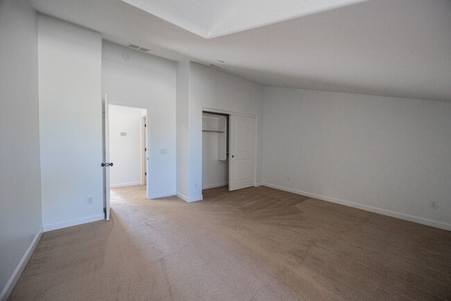 Building Photo - 12746 W Colter St