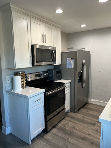 Building Photo - 4252 35th St