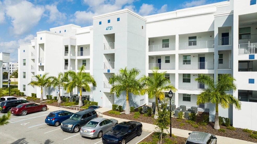 Building Photo - 4731 Clock Tower Dr