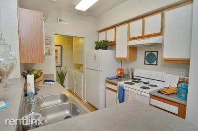 Building Photo - 25335 Budde Rd