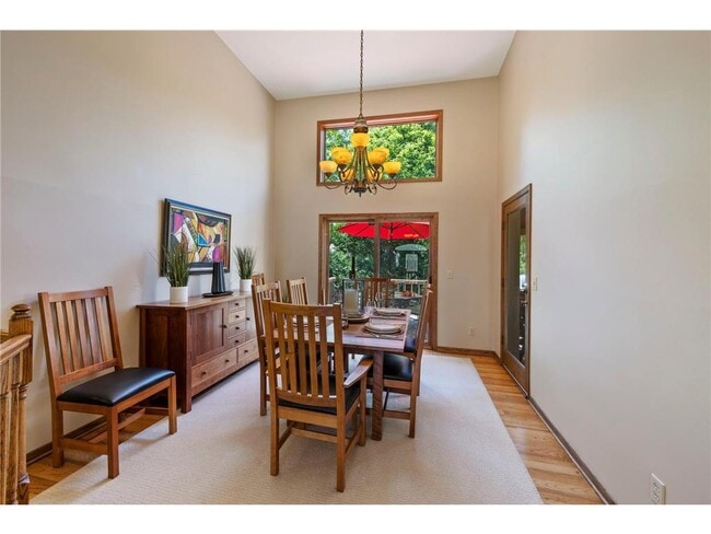 Building Photo - 9378 Olympia Dr