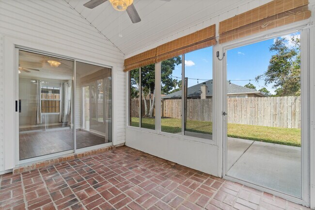 Florida Room - 65 Bay Tree Dr