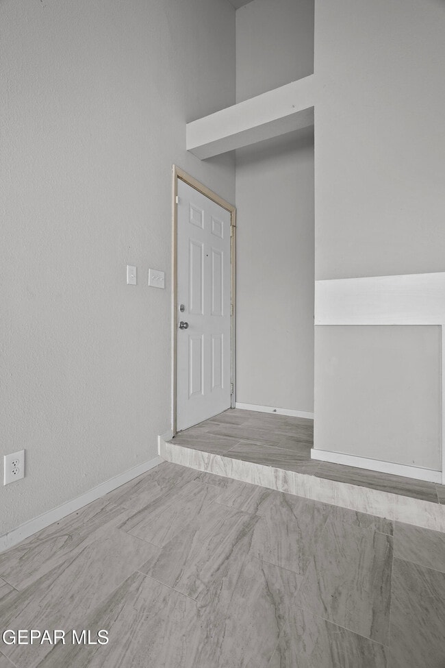 Building Photo - 10720 Chert St