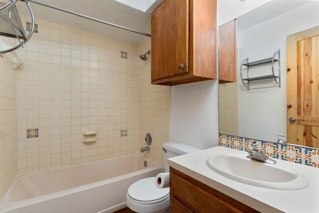 Building Photo - 2600 W Zia Rd