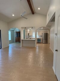 Building Photo - 3 Cimarron Dr