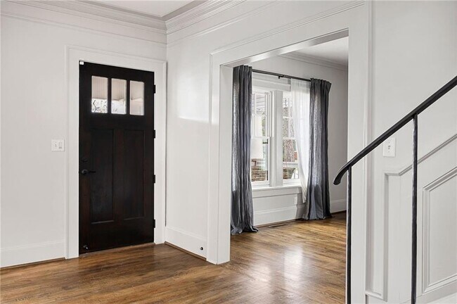 Building Photo - 193 Feld Ave