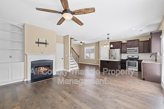 Building Photo - 40 Balboa Pkwy