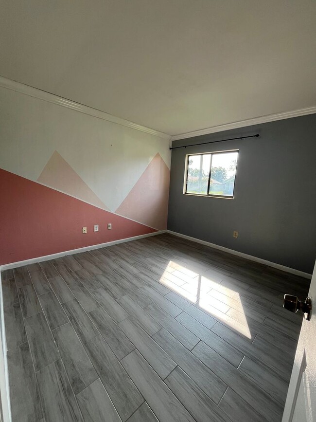 Building Photo - Beautiful 3-Bedroom Home in Palm Coast!