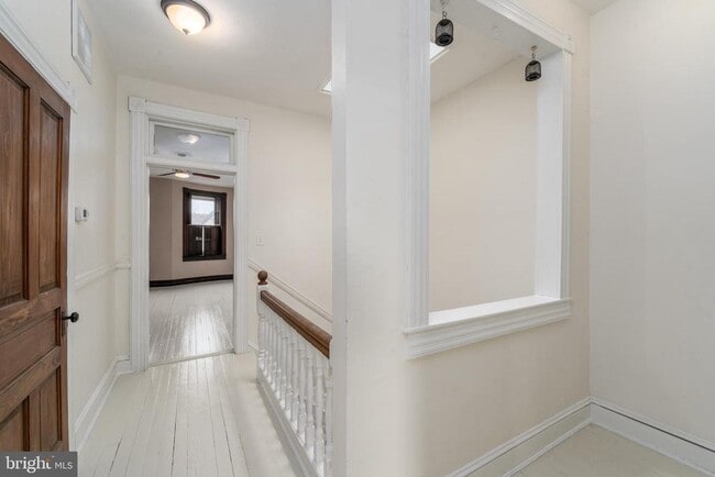 Building Photo - 216 E Biddle St