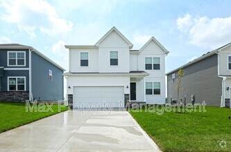 Building Photo - 2452 SE Creekhill Way