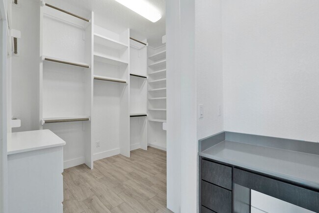 Building Photo - 364 Private Rd 2771