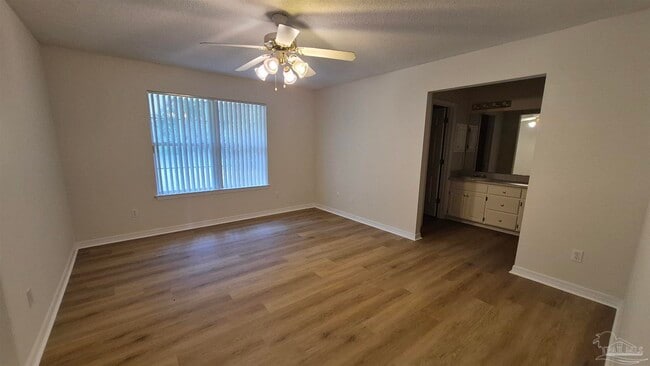 Building Photo - 7361 Chimney Pines Dr