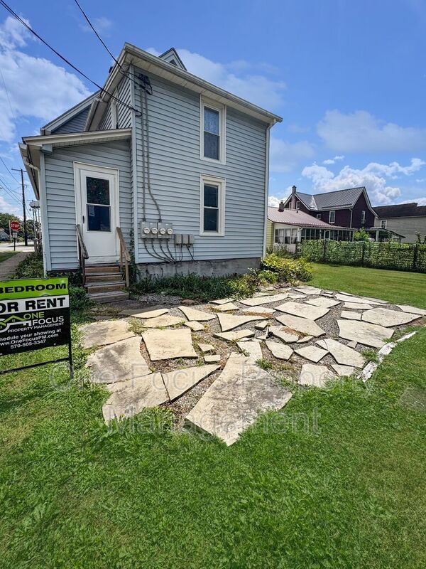 Building Photo - 1239 Sherman St