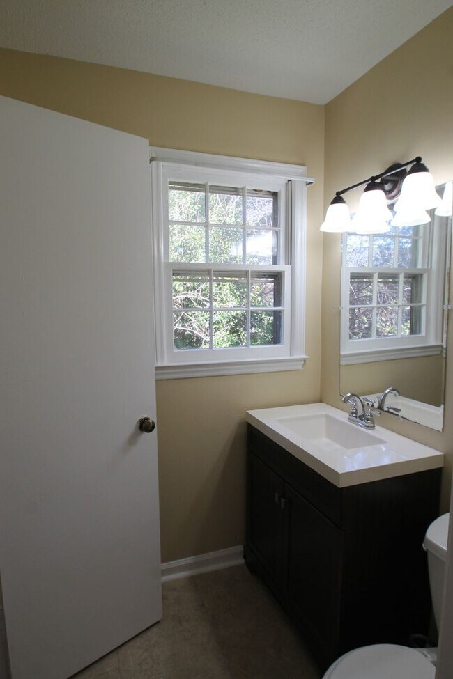 Building Photo - Exclusively Offered by Muse Realty, LLC