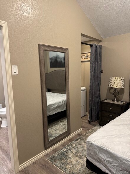 Building Photo - 3670 Wren