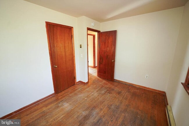 Building Photo - 5746 Rip Wil Dr