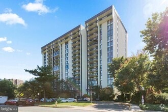 Building Photo - 5300 Holmes Run Pkwy