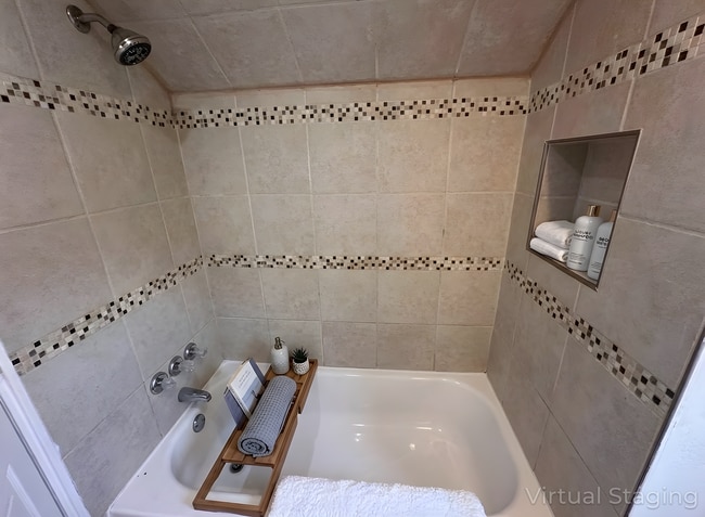 Building Photo - 4bed/2full bath Single Family Home in Penn Hills