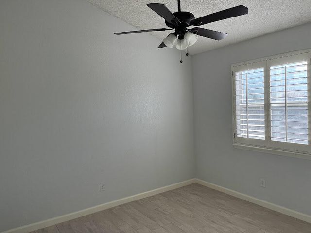 Building Photo - 204 Cutlass Dr
