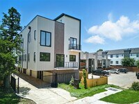 Building Photo - 1425 N Garrett Ave