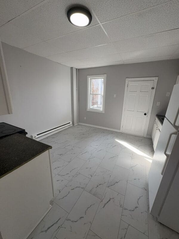 Building Photo - 746-748 River Street