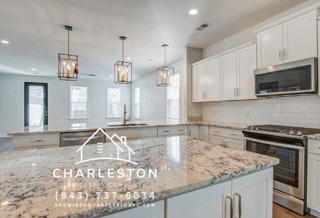 Building Photo - 612 Heartwood Ln