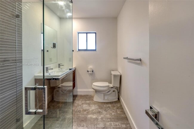 Building Photo - 3306 Torremolinos Ave