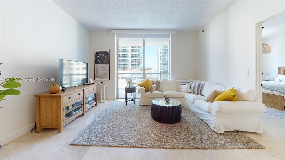 Building Photo - 1050 Brickell Ave