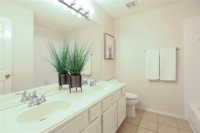 Building Photo - 206 Howley Ct