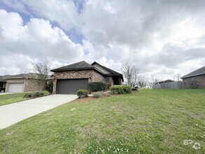 Building Photo - 10588 Dunmore Dr