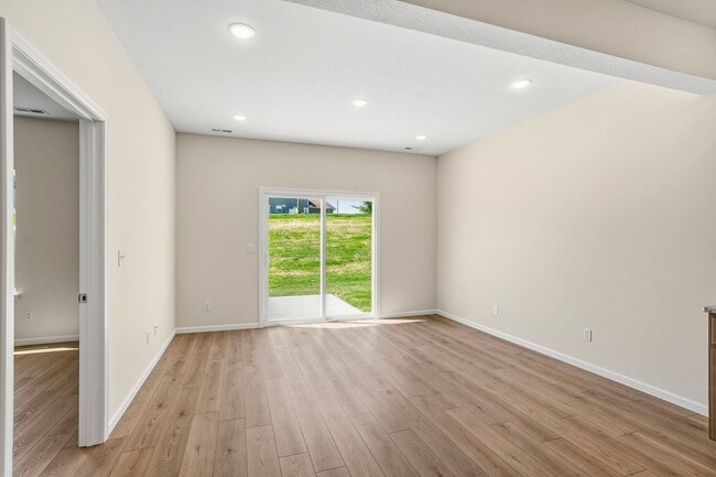 Building Photo - 4919-4921 Silver Mill Dr.
