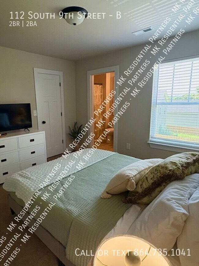 Building Photo - 112 S 9th St